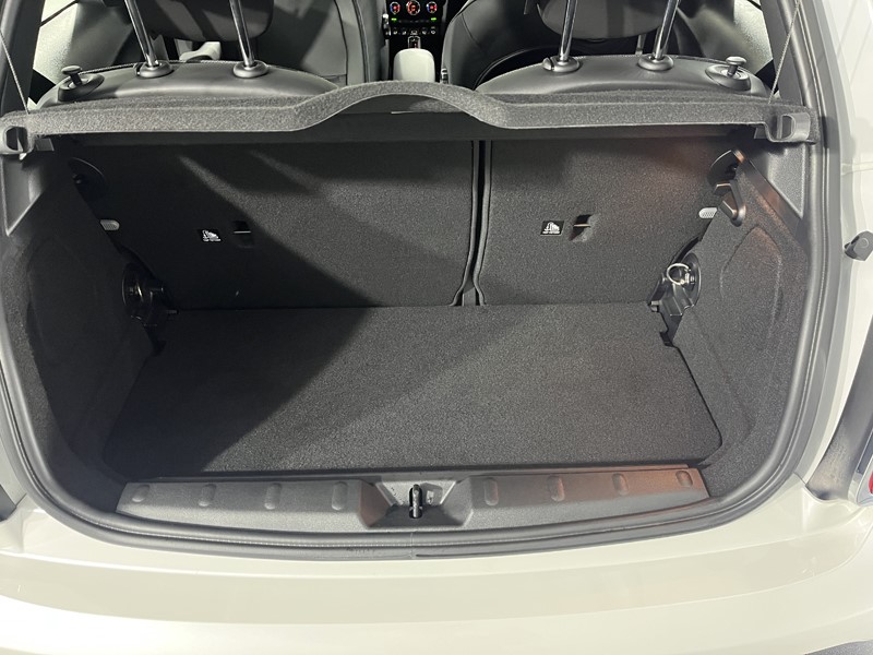 2022 (72) MINI HATCHBACK 1.5 Cooper Exclusive 3dr Auto 5139084