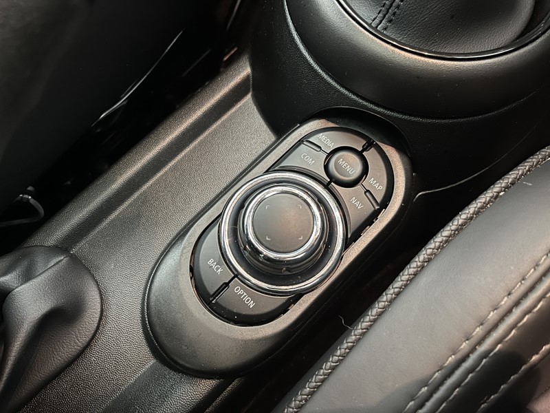 2022 (72) MINI HATCHBACK 1.5 Cooper Exclusive 3dr Auto 5139104