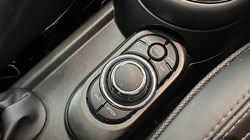 2022 (72) MINI HATCHBACK 1.5 Cooper Exclusive 3dr Auto 5139104