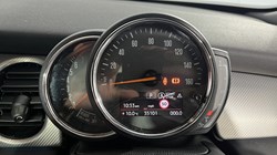 2022 (72) MINI HATCHBACK 1.5 Cooper Exclusive 3dr Auto 5139080