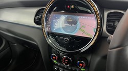 2022 (72) MINI HATCHBACK 1.5 Cooper Exclusive 3dr Auto 5139079