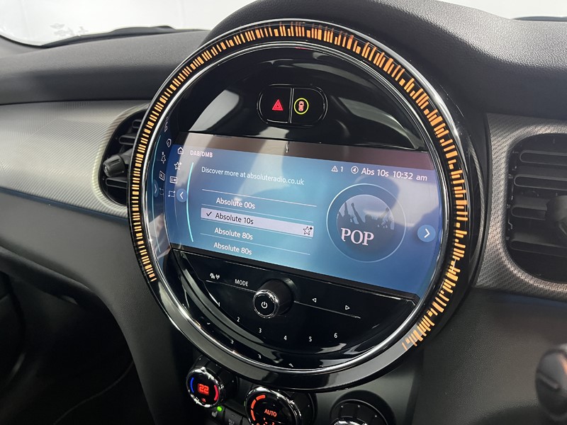 2022 (72) MINI HATCHBACK 1.5 Cooper Exclusive 3dr Auto 5139099