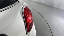2022 (72) MINI HATCHBACK 1.5 Cooper Exclusive 3dr Auto 5139111