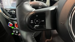 2022 (72) MINI HATCHBACK 1.5 Cooper Exclusive 3dr Auto 5139095