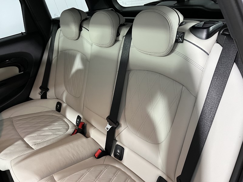 2023 (23) MINI CLUBMAN 2.0 John Cooper Works ALL4 Premium Plus 6dr Auto 5157575