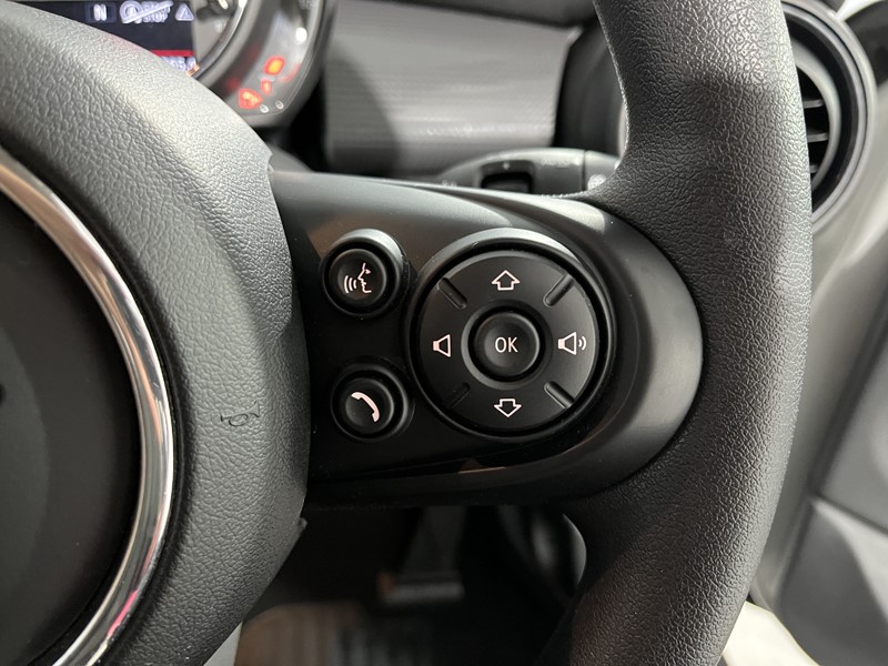 2020 (70) MINI HATCHBACK 1.5 Cooper Classic II 5dr 5144282