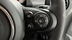 2020 (70) MINI HATCHBACK 1.5 Cooper Classic II 5dr 5144282