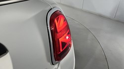 2020 (70) MINI HATCHBACK 1.5 Cooper Classic II 5dr 5144296