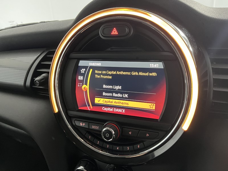 2020 (70) MINI HATCHBACK 1.5 Cooper Classic II 5dr 5144285