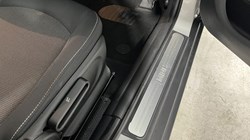 2020 (70) MINI HATCHBACK 1.5 Cooper Classic II 5dr 5144277