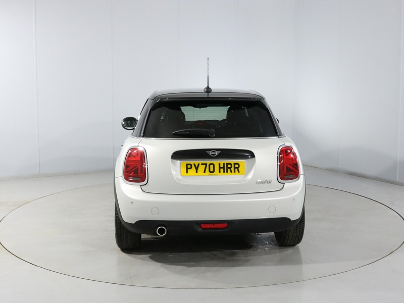 2020 (70) MINI HATCHBACK 1.5 Cooper Classic II 5dr 5144274