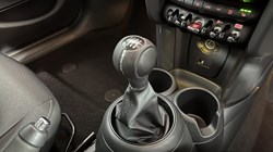 2020 (70) MINI HATCHBACK 1.5 Cooper Classic II 5dr 5144269