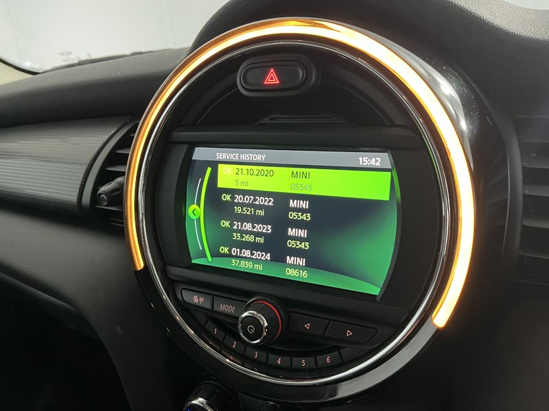 2020 (70) MINI HATCHBACK 1.5 Cooper Classic II 5dr 5144287