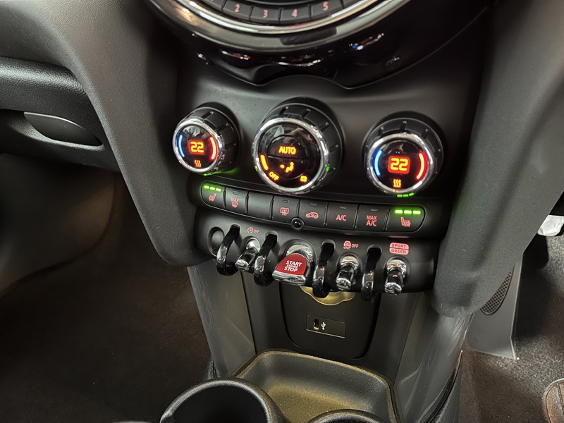 2020 (70) MINI HATCHBACK 1.5 Cooper Classic II 5dr 5144288