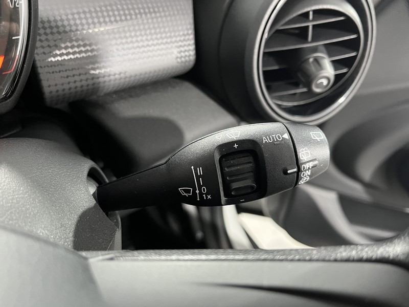 2020 (70) MINI HATCHBACK 1.5 Cooper Classic II 5dr 5144283