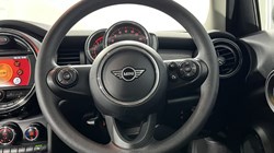 2020 (70) MINI HATCHBACK 1.5 Cooper Classic II 5dr 5144264