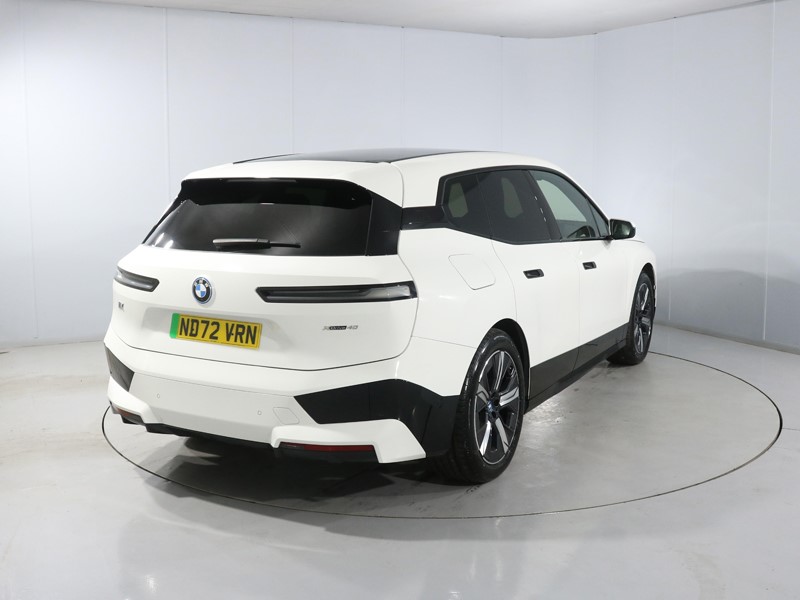 2022 (72) BMW iX 240kW xDrive40 M Sport Edition 76.6kWh 5dr Auto 5143717