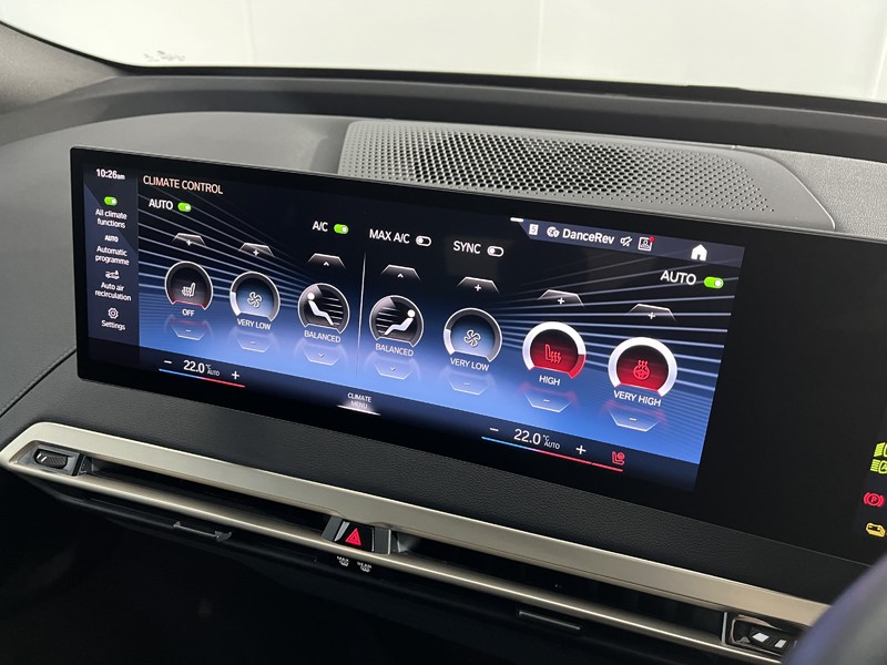 2022 (72) BMW iX 240kW xDrive40 M Sport Edition 76.6kWh 5dr Auto 5143701