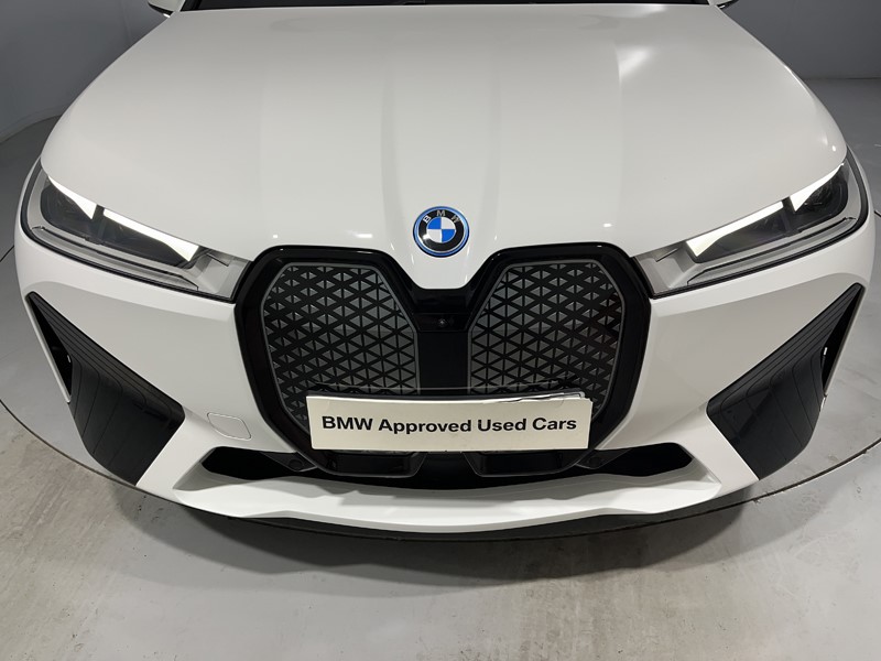 2022 (72) BMW iX 240kW xDrive40 M Sport Edition 76.6kWh 5dr Auto 5143711