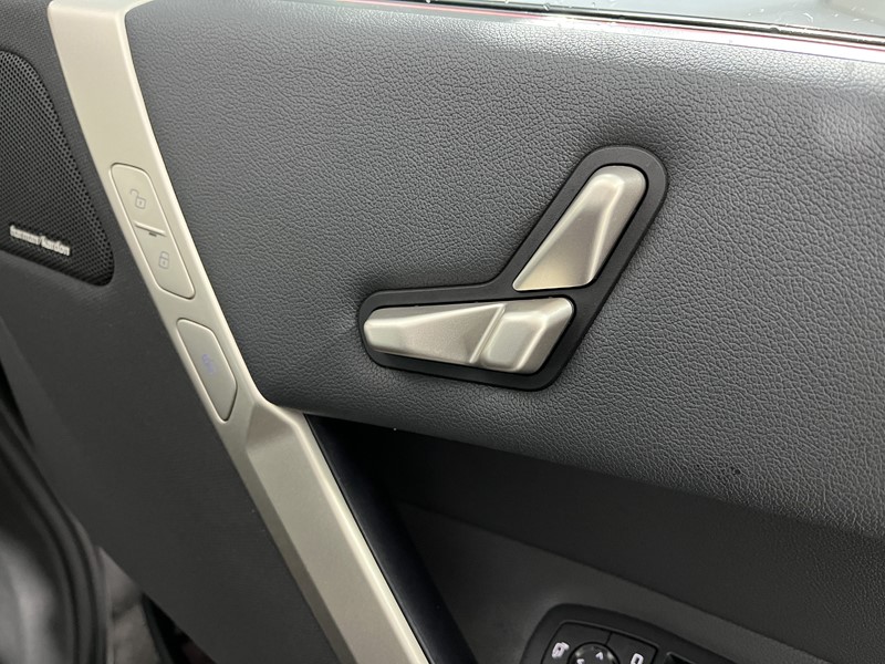 2022 (72) BMW iX 240kW xDrive40 M Sport Edition 76.6kWh 5dr Auto 5143690