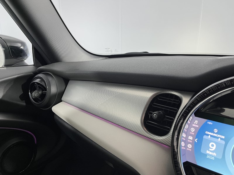 2022 (72) MINI HATCHBACK 1.5 Cooper Exclusive Premium 3dr Auto 5160091