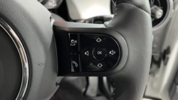 2022 (72) MINI HATCHBACK 1.5 Cooper Exclusive Premium 3dr Auto 5160089