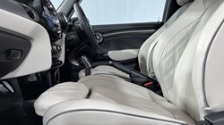 2022 (72) MINI HATCHBACK 1.5 Cooper Exclusive Premium 3dr Auto 5308389