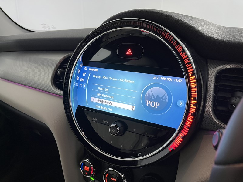 2022 (72) MINI HATCHBACK 1.5 Cooper Exclusive Premium 3dr Auto 5308381