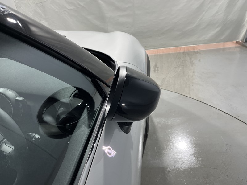 2022 (72) MINI HATCHBACK 1.5 Cooper Exclusive Premium 3dr Auto 5160104