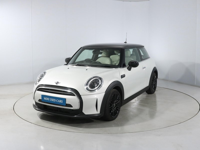 2022 (72) MINI HATCHBACK 1.5 Cooper Exclusive Premium 3dr Auto 5308395