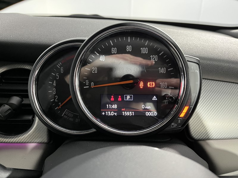 2022 (72) MINI HATCHBACK 1.5 Cooper Exclusive Premium 3dr Auto 5160075