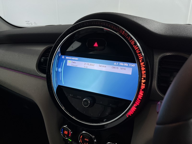 2022 (72) MINI HATCHBACK 1.5 Cooper Exclusive Premium 3dr Auto 5308384