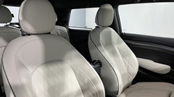 2022 (72) MINI HATCHBACK 1.5 Cooper Exclusive Premium 3dr Auto 5308366
