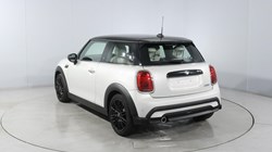 2022 (72) MINI HATCHBACK 1.5 Cooper Exclusive Premium 3dr Auto 5160068