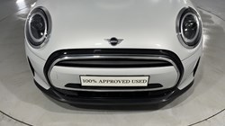 2022 (72) MINI HATCHBACK 1.5 Cooper Exclusive Premium 3dr Auto 5160103