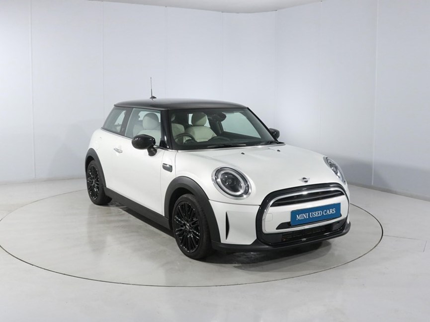 2022 (72) MINI HATCHBACK 1.5 Cooper Exclusive Premium 3dr Auto