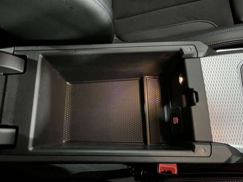 2024 (24) BMW 3 SERIES 330e M Sport 4dr Step Auto 5151759