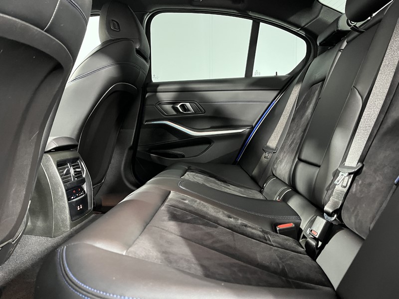 2024 (24) BMW 3 SERIES 330e M Sport 4dr Step Auto 5151761