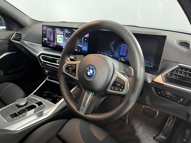 2024 (24) BMW 3 SERIES 330e M Sport 4dr Step Auto 5151730