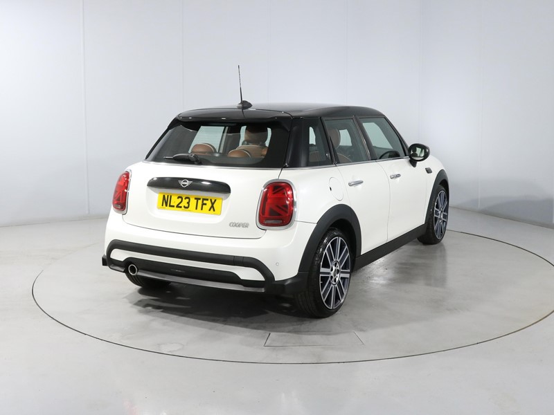 2023 (23) MINI HATCHBACK 1.5 Cooper Exclusive Premium 5dr Auto 5164636