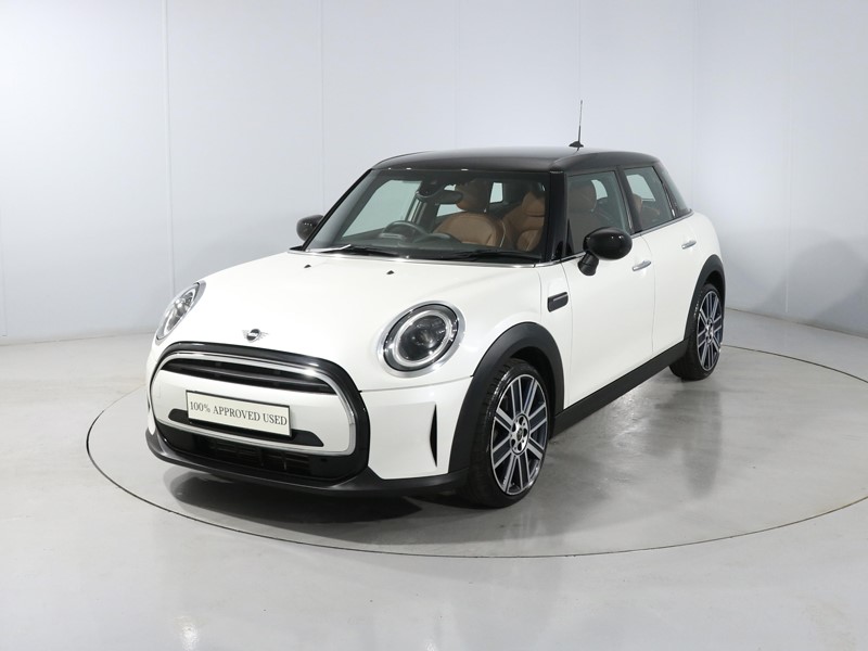 2023 (23) MINI HATCHBACK 1.5 Cooper Exclusive Premium 5dr Auto 5164635