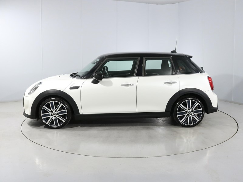 2023 (23) MINI HATCHBACK 1.5 Cooper Exclusive Premium 5dr Auto 5164637