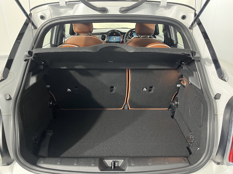 2023 (23) MINI HATCHBACK 1.5 Cooper Exclusive Premium 5dr Auto 5164607