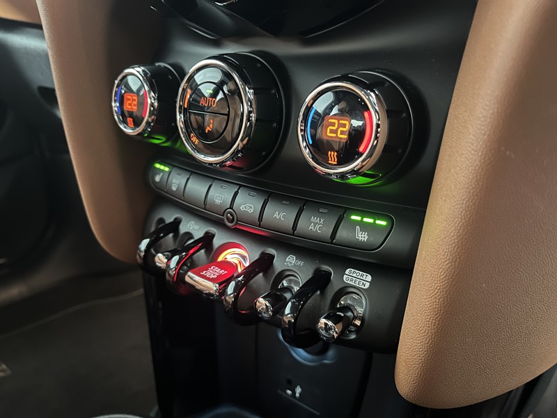 2023 (23) MINI HATCHBACK 1.5 Cooper Exclusive Premium 5dr Auto 5164624