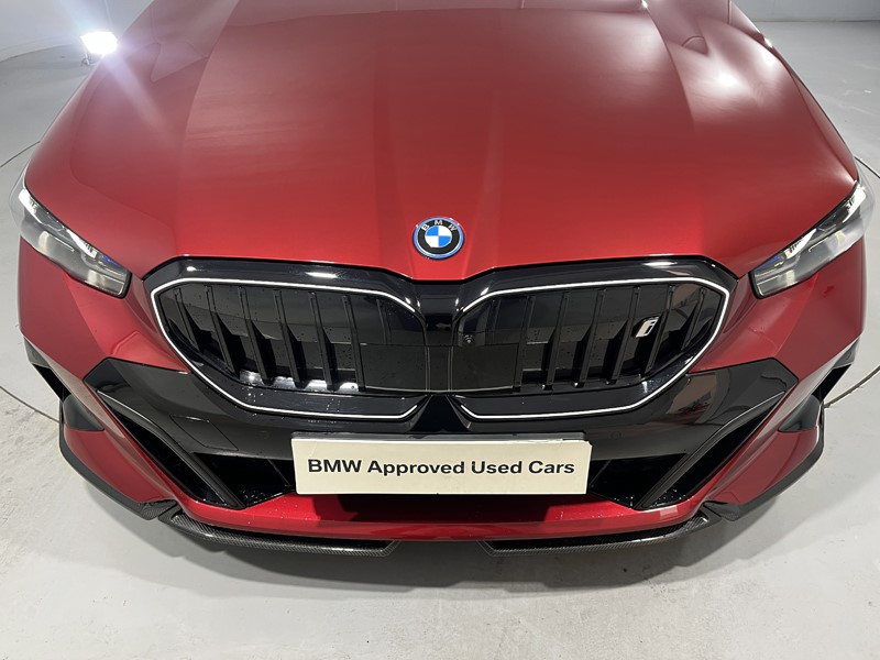 2026 (26) BMW I5 250kW eDr40 M Sport Pro 84kWh 4dr Auto Tech PLUS/Comf PLUS 5601438