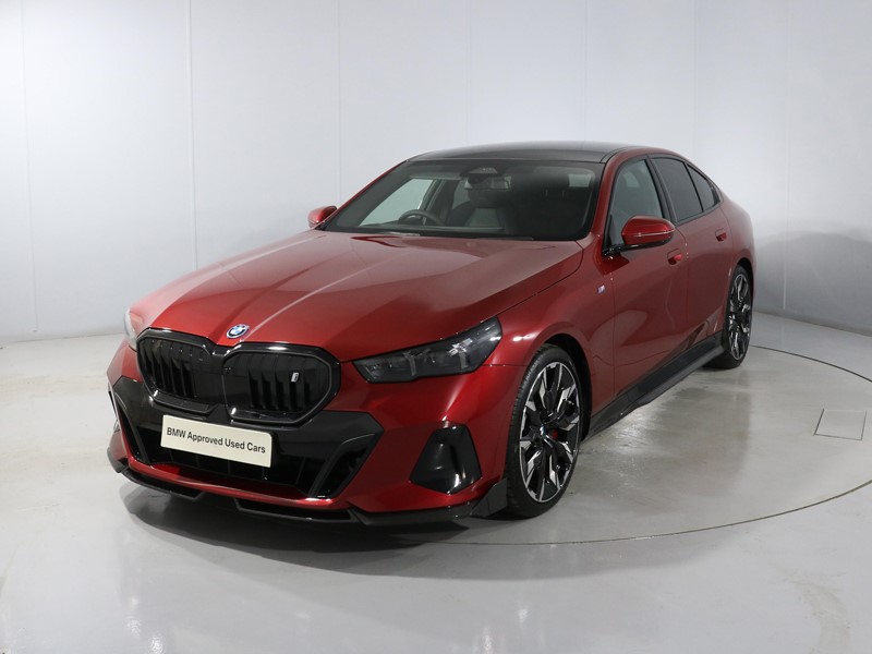2026 (26) BMW I5 250kW eDr40 M Sport Pro 84kWh 4dr Auto Tech PLUS/Comf PLUS 5601446