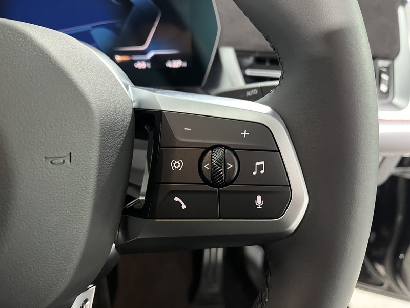 2026 (26) BMW iX1 150kW eDrive20 M Sport 65kWh 5dr Auto 5601472