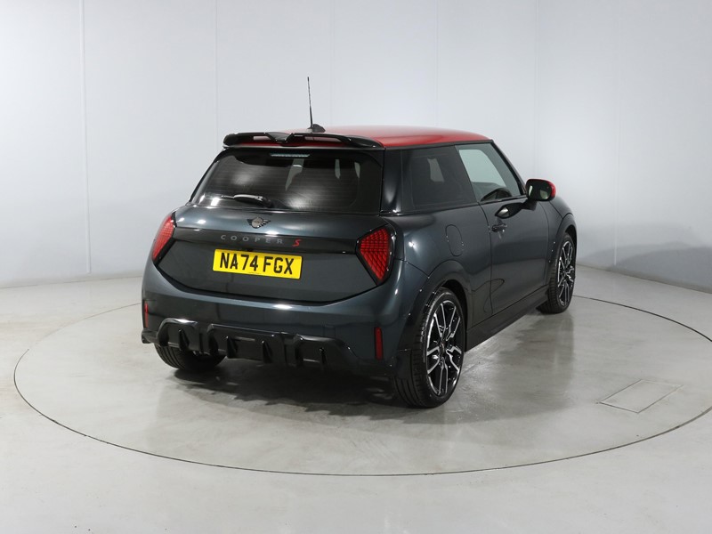 2024 (74) MINI COOPER 2.0 S Sport 3dr Auto 5188050