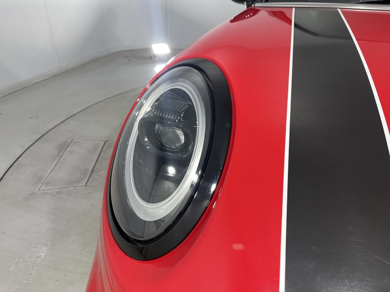 2023 (72) MINI HATCHBACK 1.5 Cooper Sport 3dr Auto 5188087