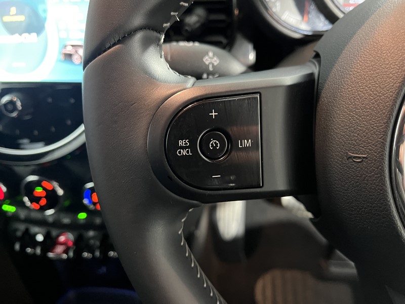 2023 (72) MINI HATCHBACK 1.5 Cooper Sport 3dr Auto 5188073